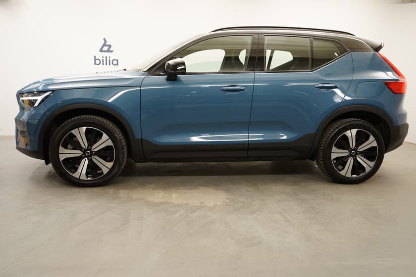 Bild 2 av Volvo XC40 Recharge Core Edition, Dragkrok, Baklucka elmanövrerad