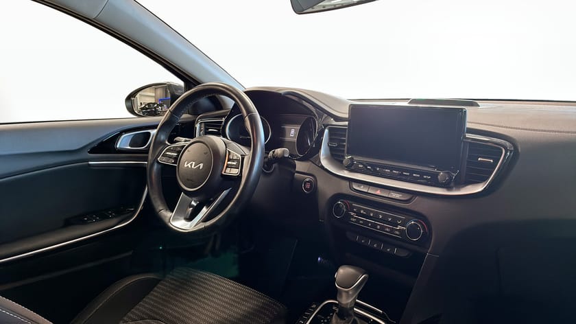 Bild 3 av Kia XCeed Plug-in Hybrid PHEV ACTION Adaptiv Rattvärme Navi