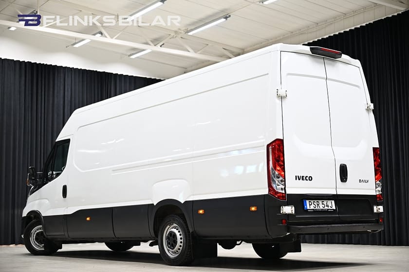 Bild 3 av Iveco Daily 35-140 Van 136HK XXL-Skåp L4|Automat|Drag|Webasto|Leasebar