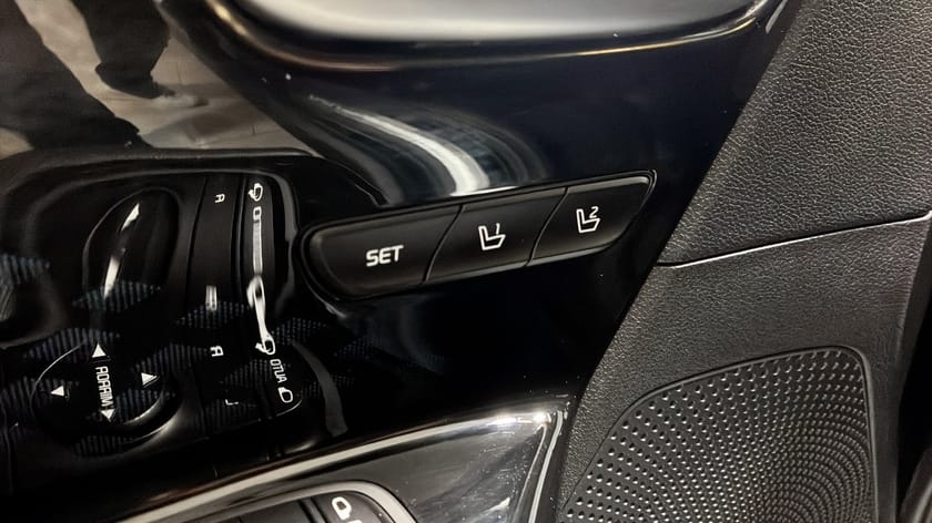 Bild 5 av Kia e-Niro ADVANCE PLUS TECH 204 Hk JBL Taklucka