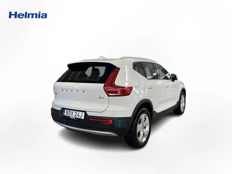 Bild 7 av 15 – Volvo XC40 B4 FWD Bensin Momentum Advanced Edt