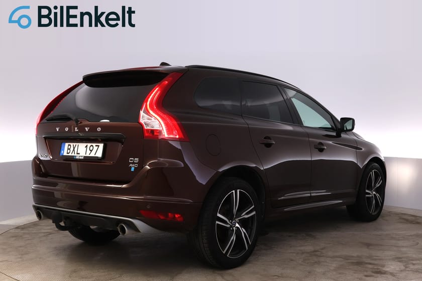 Bild 3 av Volvo XC60 D5 AWD Black R Panorama Drag Kamera