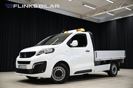 Peugeot Expert Chassi 2.0 BlueHDi 122HK Flak|Dragkrok|EnÄgare|3-Sits|Leasbar
