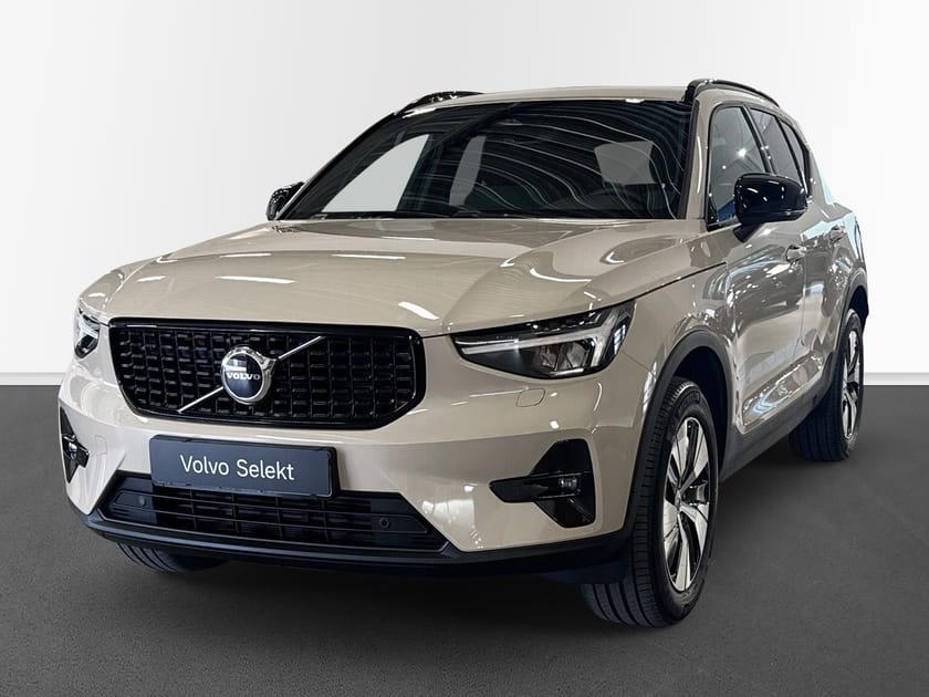 Bild 1 av Volvo XC40 B4 FWD Bensin Plus Dark