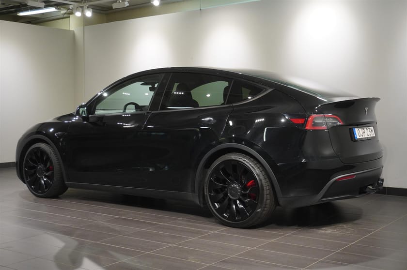 Bild 4 av Tesla Model Y Performance Autopilot 21 Drag