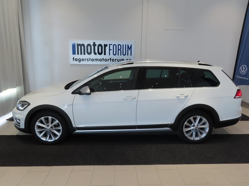 Bild 2 av Volkswagen Golf Alltrack TDI 184 HK Pluspkt Drag Värmare Vhjul