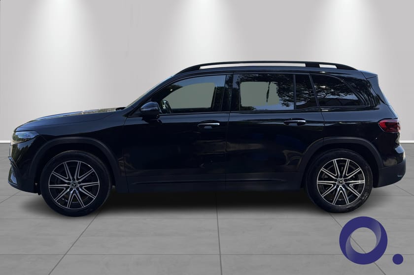 Bilde 2 av Mercedes-Benz EQB 300 4MATIC | AMG | HENGERFESTE | ELEKTRISKE SETER |
