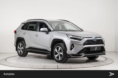 Toyota RAV4 Plug-in Hybrid AWD-i Active | ACC/Krok/Kamera/Navi