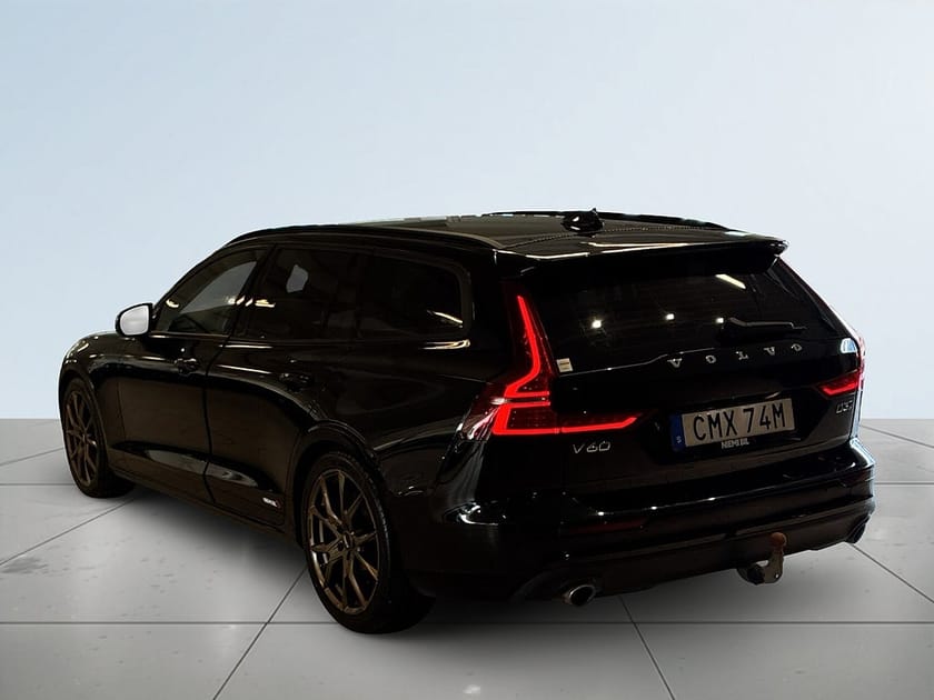 Bild 5 av Volvo V60 D3 AWD Momentum Dvärme Dragkrok Navi Rattvärme S&V-däck