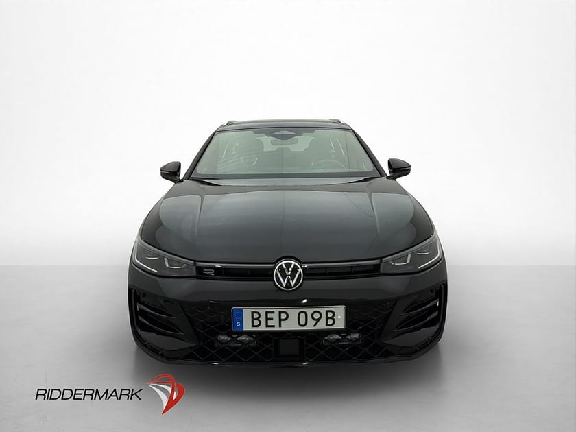 Bild 2 av Volkswagen Passat Variant eHybrid 1.5 TSI R-Line 360° Värm Drag MOMS