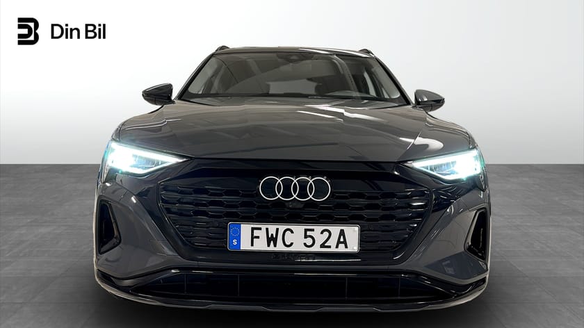 Bild 4 av Audi Q8 50 e-tron quattro 340 HK Alcantara/Kamera/Pano/Drag