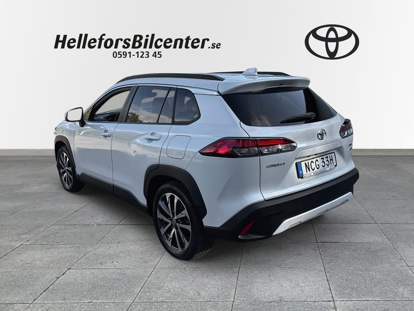 Bild 2 av Toyota Corolla Cross Hybrid AWD-i Executiv Skinn JBL Vhjul Carplay