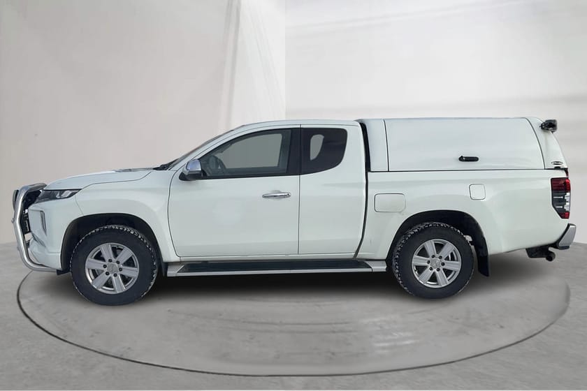 Bild 2 av Mitsubishi L200 Club Cab 2.2 DI-D (150hk)