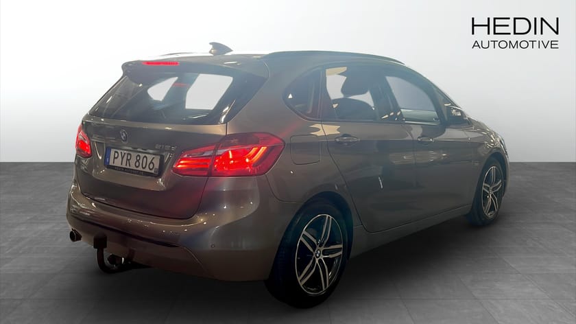 Bild 2 av BMW 218d Active Tourer