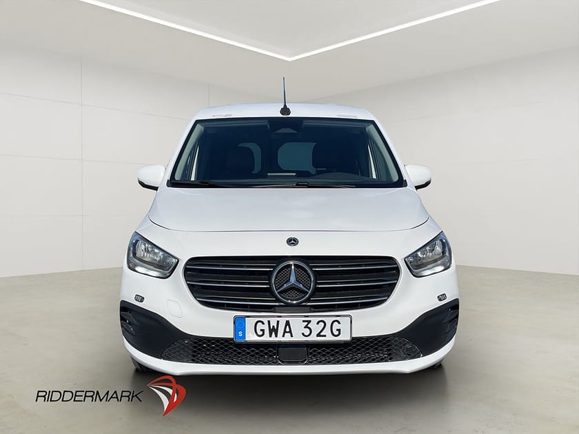 Bild 5 av Mercedes-Benz T 180 Style 5-Sits M/K-Värm B-Kam CARPLAY MOMS