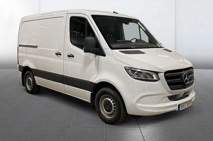 Bild 3 av Mercedes-Benz Sprinter 317 CDI RWD Panel Van Skåp Aut Drag Inredd 360° 3sits 170hk