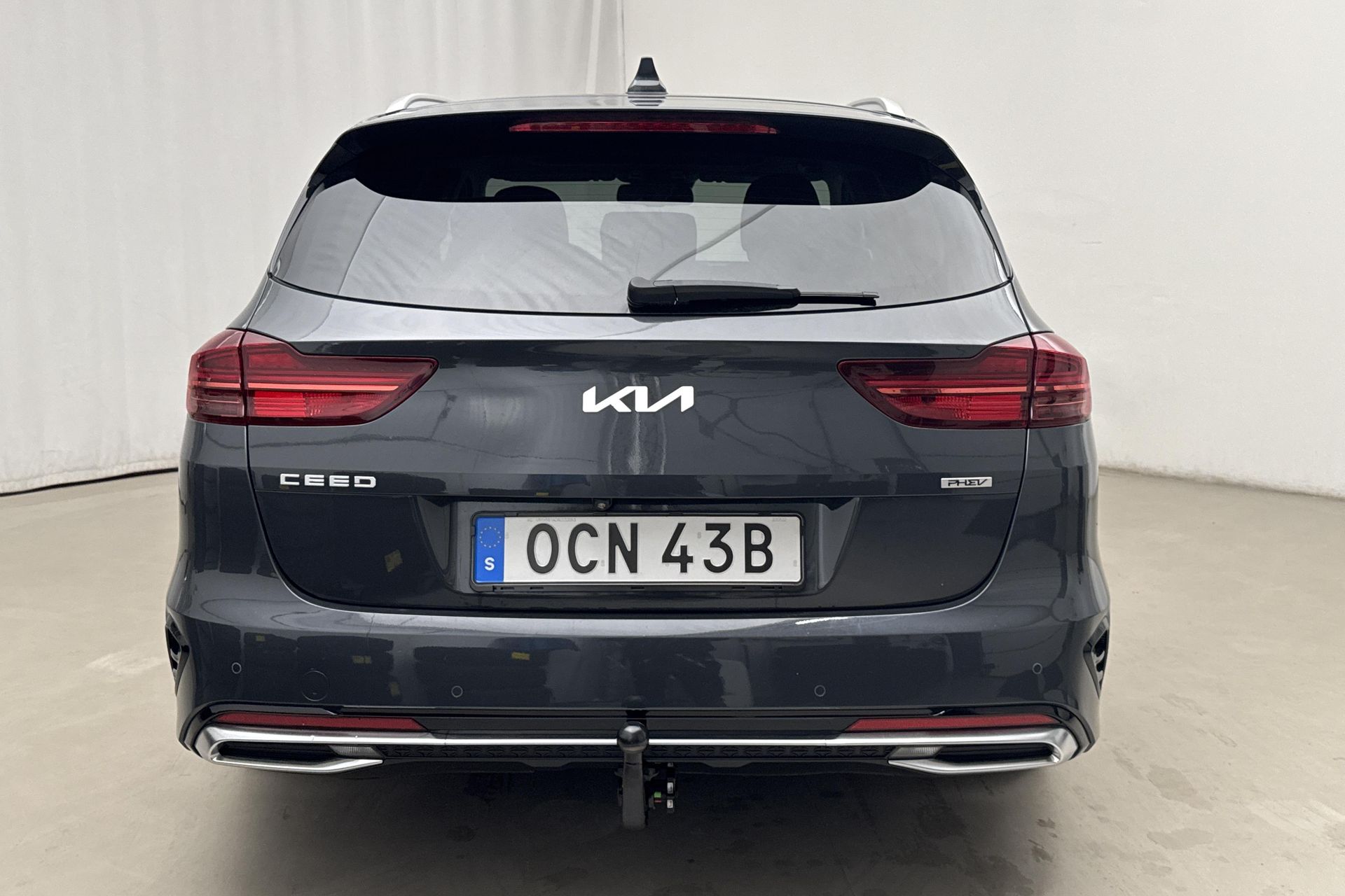 Kia Ceed Sportswagon Plug-in Hybrid 2022, photo 6/10