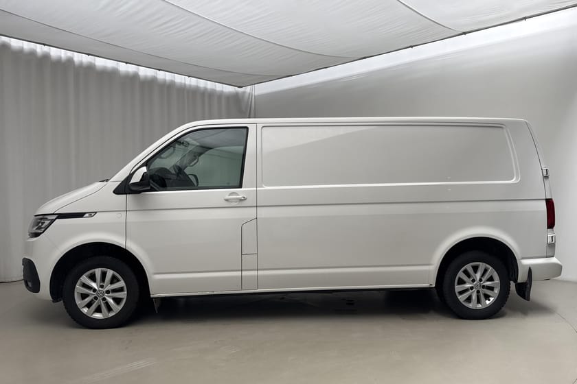 Bild 2 av Volkswagen Transporter T6 2.0 TDI BMT Skåp 4MOTION (150hk)