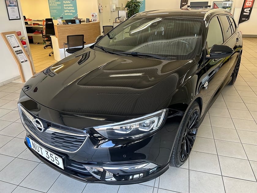 Bild 2 av Opel Insignia Sports Tourer 2.0 Turbo 4x4 Business Euro 6 Med Drag