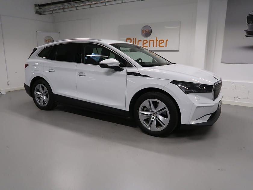 Bild 5 av Škoda Enyaq iV 80x Skoda V-Däck ingår Drag-Kamera-Navi-Keyless-CarPlay-Rattv