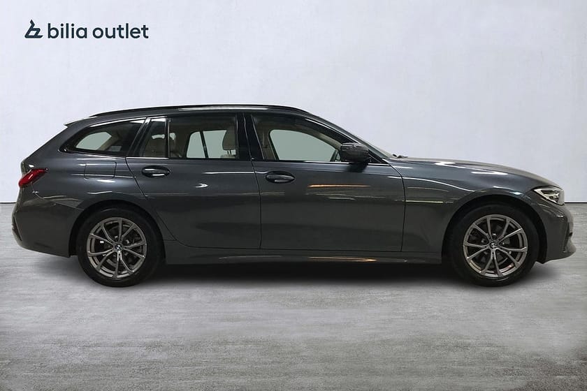 Bild 5 av BMW 320d xDrive Touring Steptronic Sport line 190hk Cockpit Navi