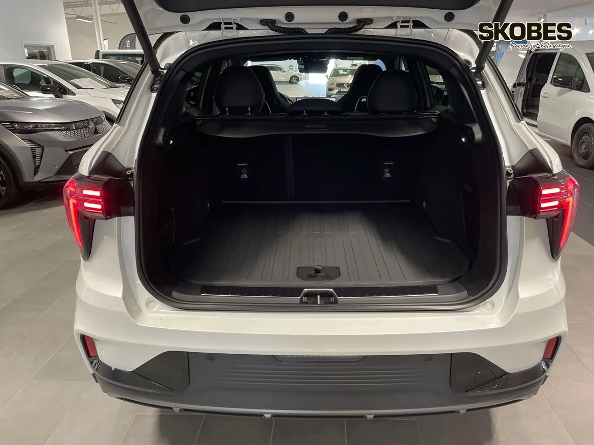 Lynk & Co 01 PHEV