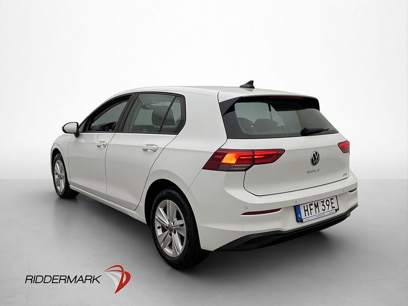 Bild 5 av Volkswagen Golf 1.0 eTSI 110hk P-sensor Rattvärme CarPlay