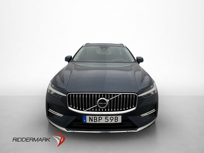 Bild 2 av Volvo XC60 Recharge T6 AWD Ultimate Pano H/K Skinn Drag HUD