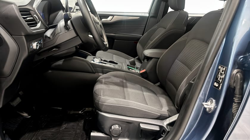Bild 5 av Ford Kuga Plug-In Hybrid TITANIUM 2.5 FWD 225HK CVT