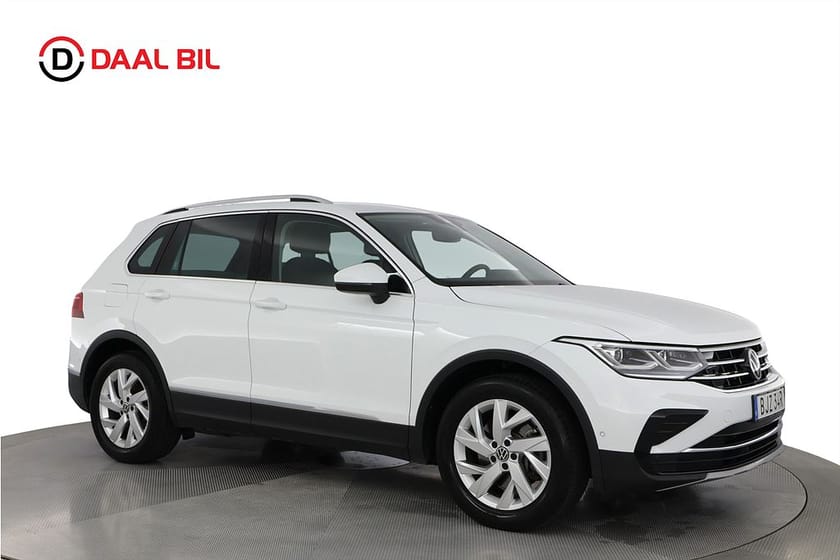 Bild 4 av Volkswagen Tiguan eHybrid 1.4 TSI 245HK ELEGANCE DRAG B-KAM COCKPIT 3-ZON