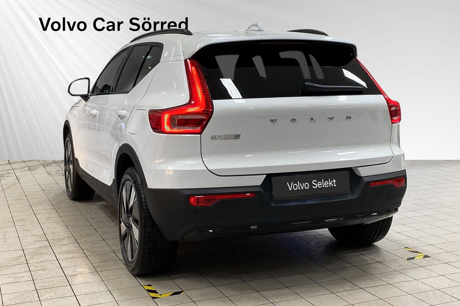 Volvo EX40 2026, photo 4/10