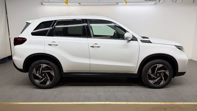 Bild 1 av Suzuki Vitara Hybrid 1,4 110 hk Select Automat Kampanjpris