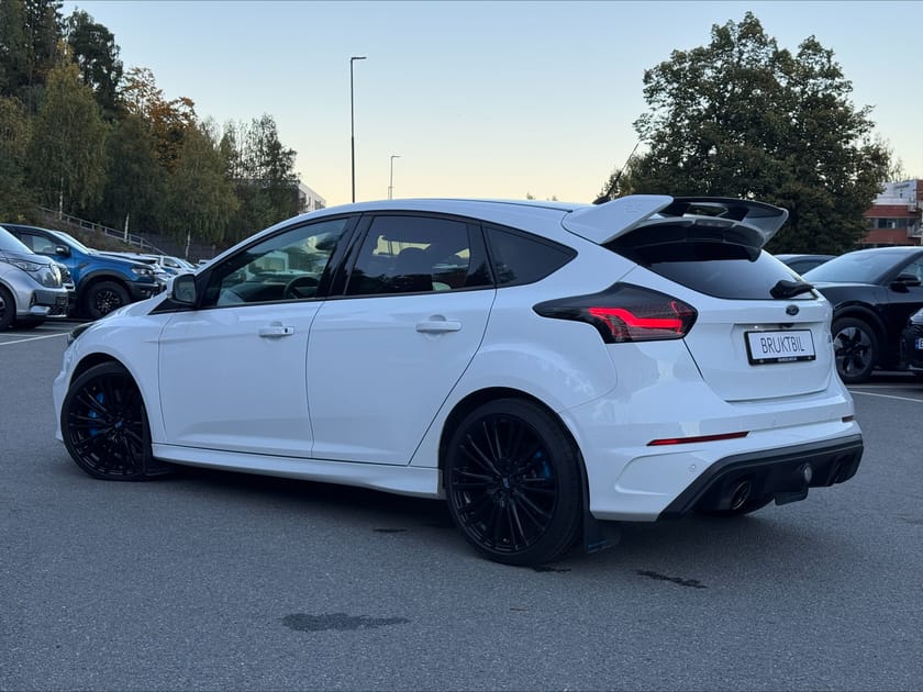 Bilde 2 av Ford Focus RS