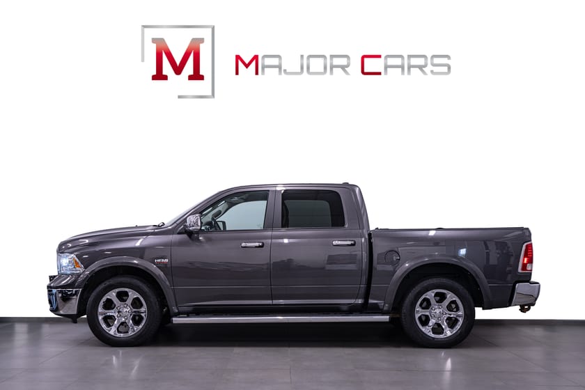 Bild 3 av RAM 1500 Crew Cab 5.7 V8 HEMI 4x4 LARAMIE Luft-F Alpine Drag