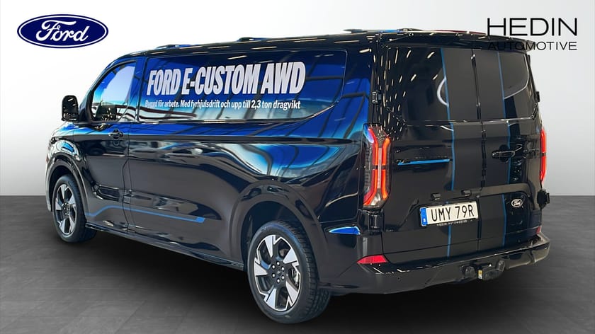 Bild 2 av Ford E-Transit Custom 340 AWD E-CUSTOM  SPORT SKÅP 340L / 360-kamera / Drag