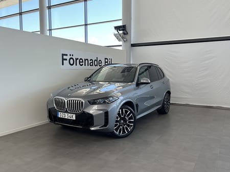 BMW X5 xDrive50e 3,95 ränta M Sport Drag H/K Panorama