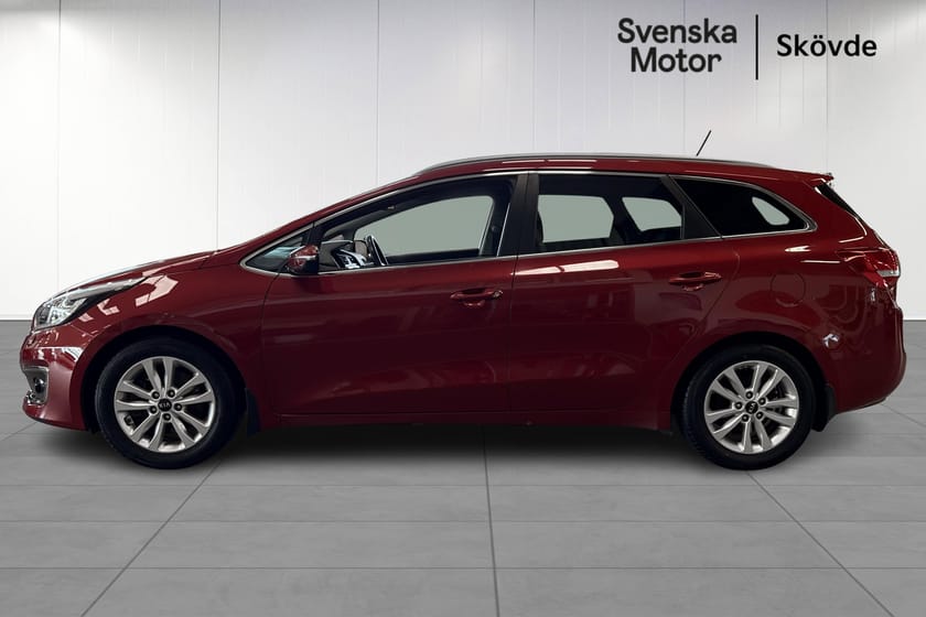 Bild 3 av Kia cee'd_sw 2016 | 16 411 mil | GPS | Backkamera | Kamkedja | Välutrustad