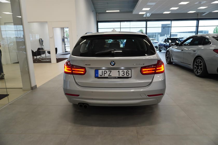 Bild 5 av BMW 328i xDrive Touring Rattvärme Navi Drag Sportstol