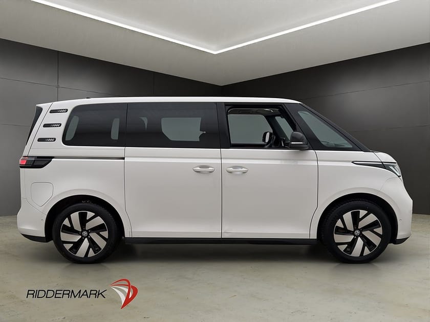 Bild 2 av Volkswagen ID. Buzz Pro 82kWh 204hk Värm Kamera CARPLAY Moms