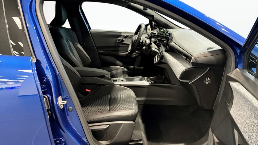 Bild 3 av Renault Clio TECHNO TCE 115 EDC *Privatleasing från 3990kr/mån*