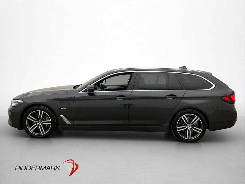 Bild 2 av BMW 530e xDrive Touring 292hk Dragkrok Kamera CarPlay MOMS