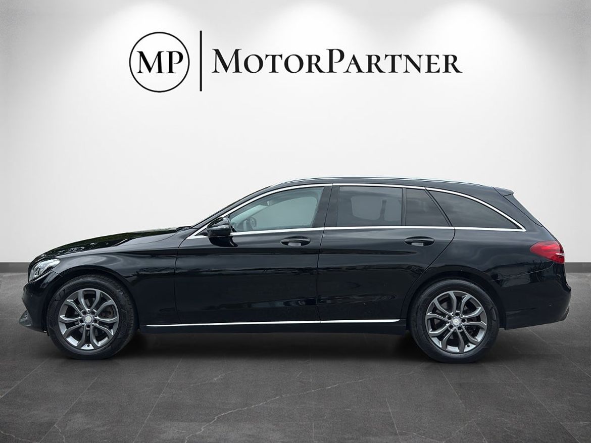Mercedes-Benz C 220 T d 4MATIC, bild 4 av 20