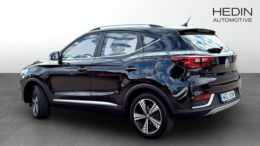 Bild 2 av MG ZS EV LUXURY 45 KWH - inklusive 15 000:- att ladda för.