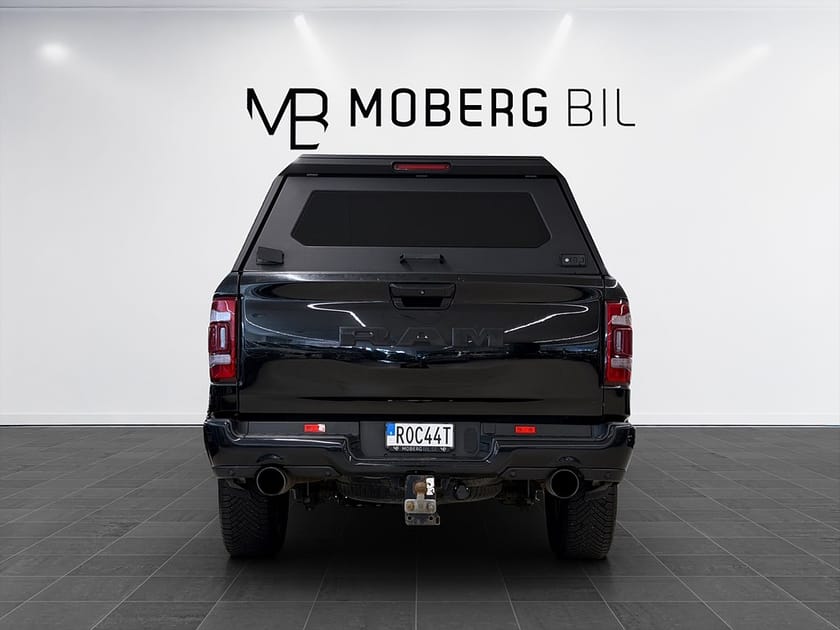 Bild 5 av RAM 1500 Crew Cab Dodge 5.7 V8 395hk Laramie Pano Läder H/K Navi Drag Kåpa