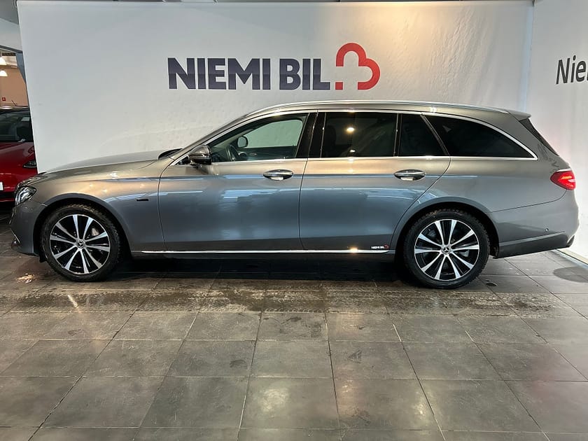 Bild 5 av Mercedes-Benz E 300 de T PLUG-IN