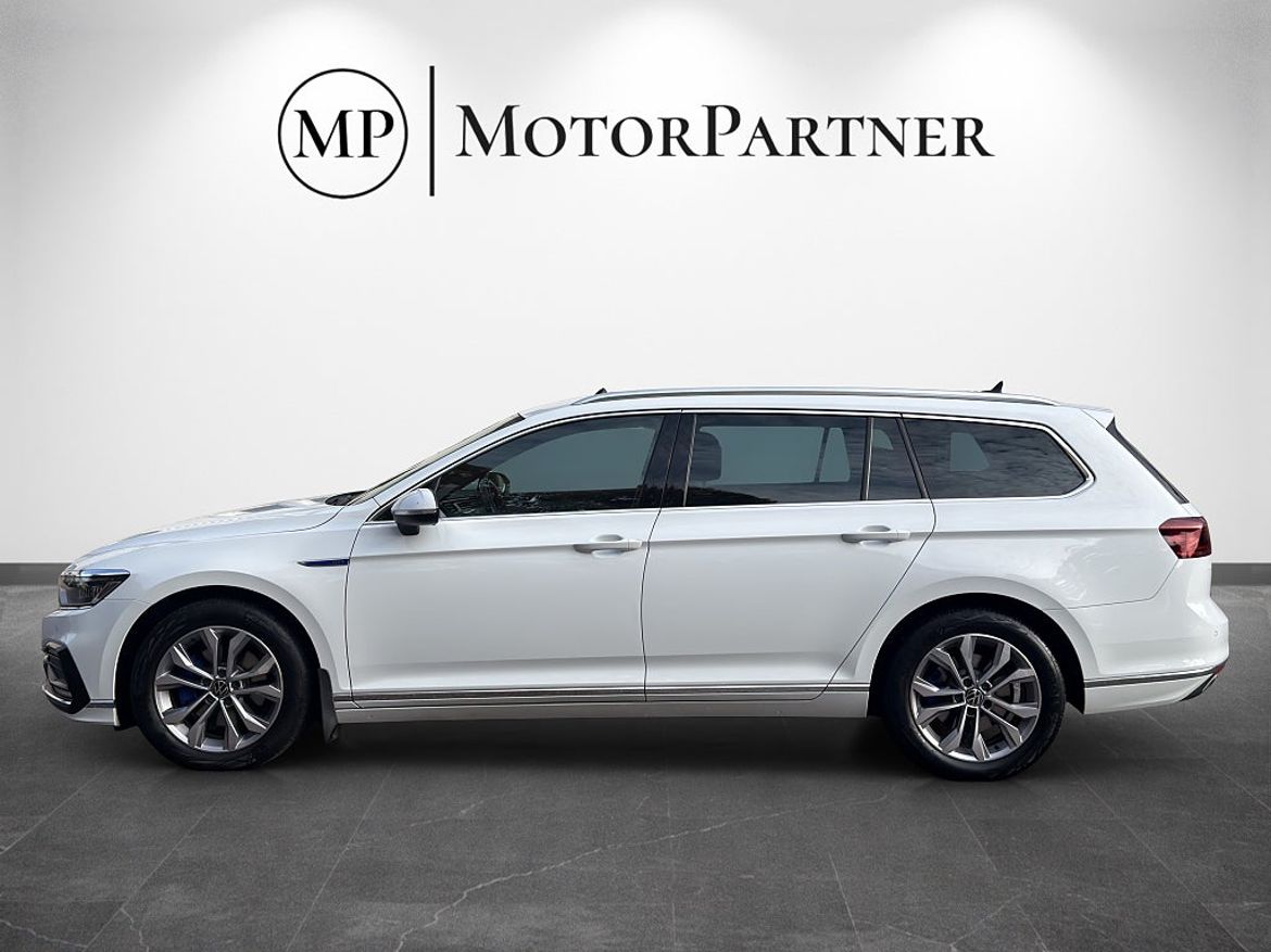 Volkswagen Passat Sportscombi GTE, bild 4 av 18