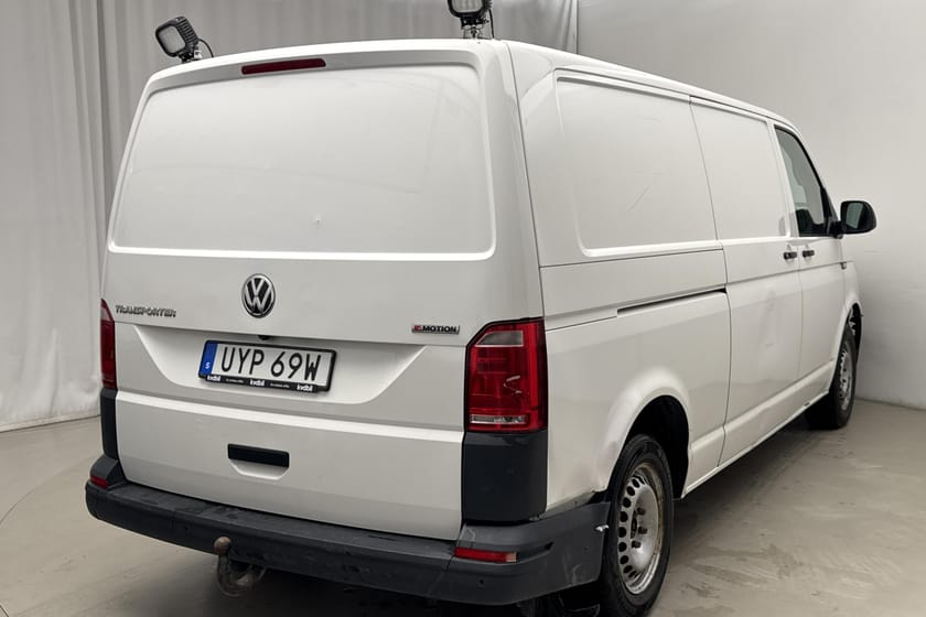 Bild 3 av Volkswagen Transporter T6 2.0 TDI 4MOTION 150hk Värmare Drag