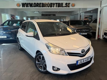 Toyota Yaris 5-dörrar 1.33 Dual VVT-i Aut Edition 50 M-värmare