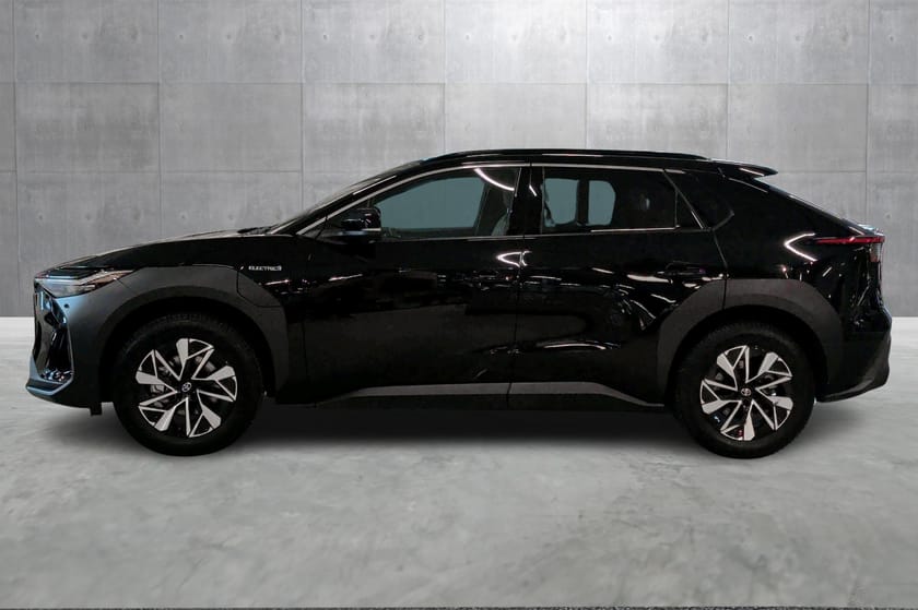 Bilde 2 av Toyota bZ4X AWD Executive - Skinn - Adaptiv cruise - 360 kamera