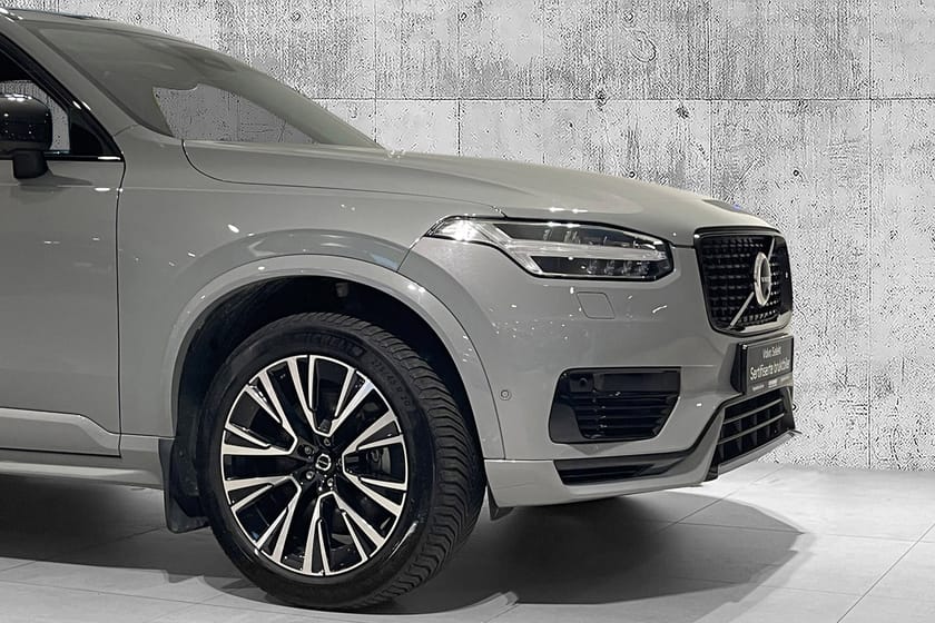 Bilde 2 av Volvo XC90 7-seater Recharge T8II Ul Dark KROK|PANO|360|HUD|20"|H&K|TONEDE